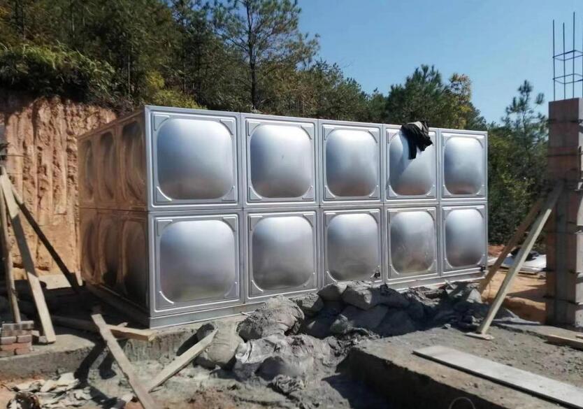 生产不锈钢水箱的设备有哪些